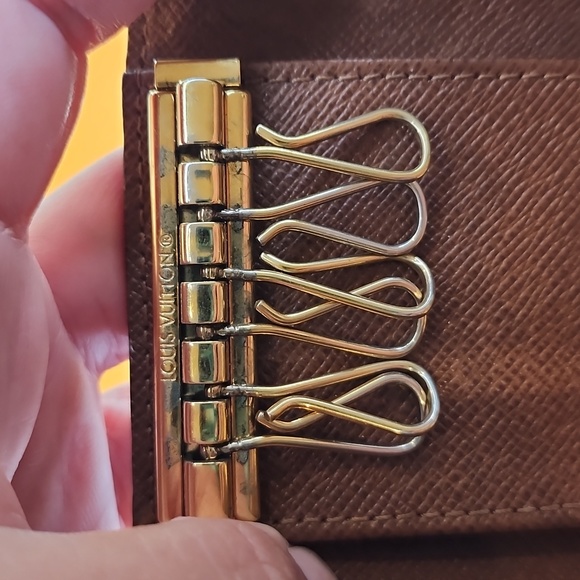 LOUIS VUITTON LV MULTICLES 6 MONOGRAM KEY HOLDER WALLET - Picture 12 of 14